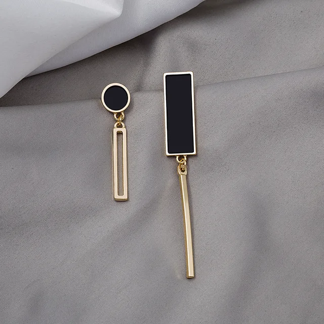 Trendy New Long Asymmetry Pendant Earrings for Women Female Simple Hypoallergenic Geometric Tassel Earrings Jewelry Accessories Black