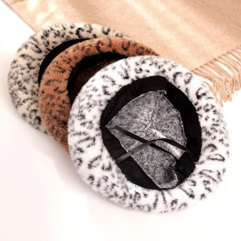 French Style Vintage Women Winter Beret Cap Lady Stylish Colored Leopard Printed Female Casual Plush Painter Hat