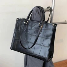 

High Capacity Designer Big Crossbody Bags for Women 2021 PU Leather Winter Female Branded Shoulder Handbags Purses Totes