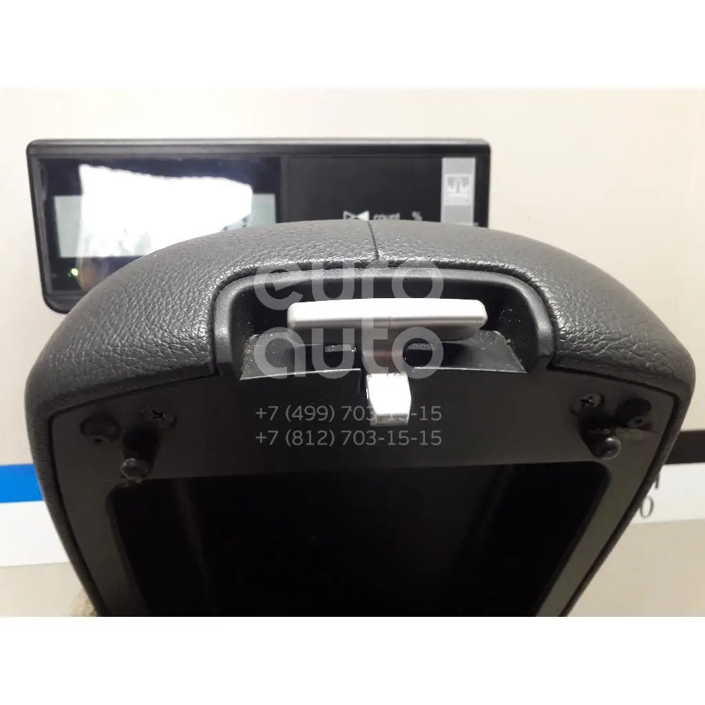 Подлокотник, состояние – Б/У,, для Kia Sorento(XM) 846602P000ANR КРЫШКА 846602P000ANR