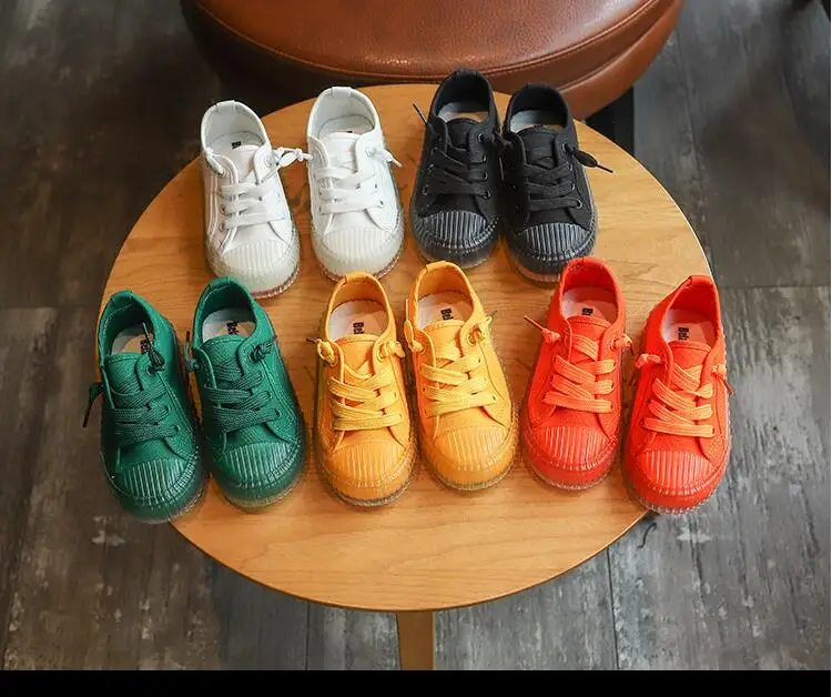 Конфеты Цвета детская обувь, женские кроссовки Размеры 25-36 Демисезонный обувь для детей парусиновые туфли для мальчиков, зеленый, черный, белый, оранжевый