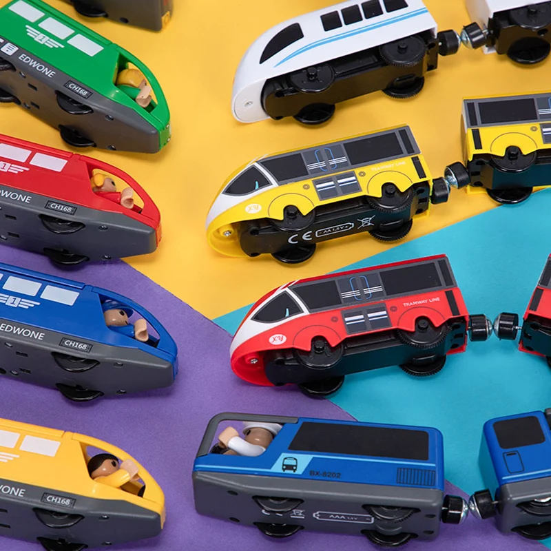 RC Electric Small Train Toys Set Remote Control Connected with Wooden Railway Track Train Diecast Toy Interesting Toys for Child RC Electric Small Train Toys Set Remote Control Connected with Wooden Railway Track Train Diecast Toy Interesting Toys for Child