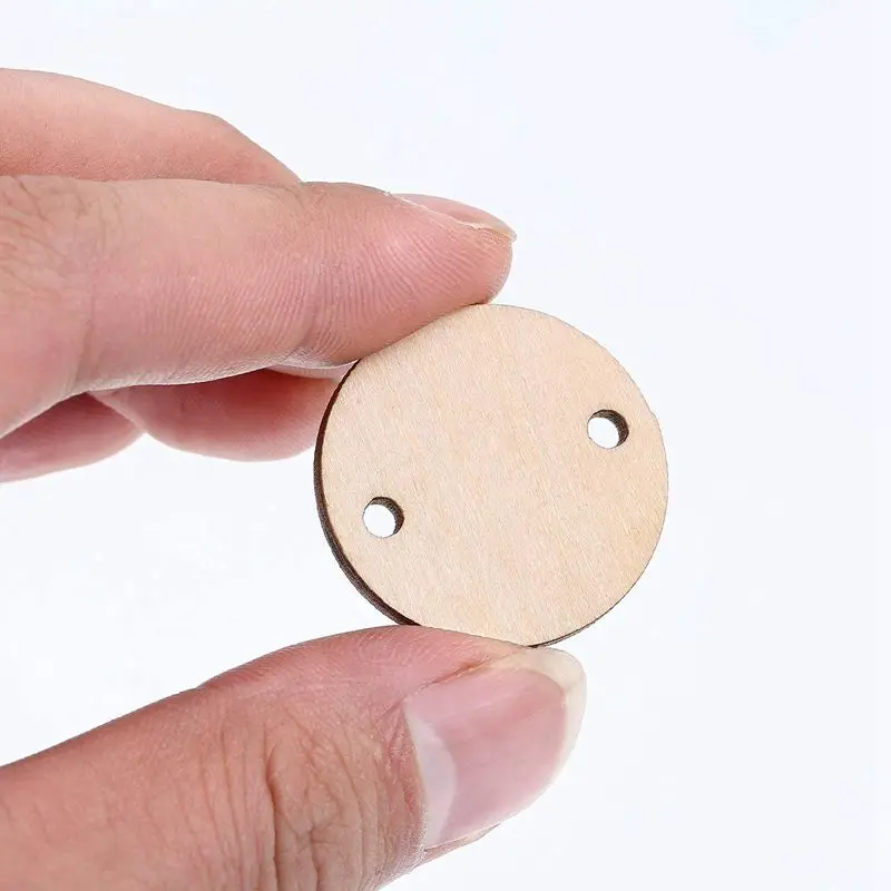 100 штук круглых деревянных дисков с отверстиями для доски для дня рождения и 100 штук 15 мм кольца для рукоделия(3 см