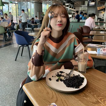 

Pregnant women's knitting suit fall / winter 2020 new lactation sweater two piece core spun yarn Top + skirt set