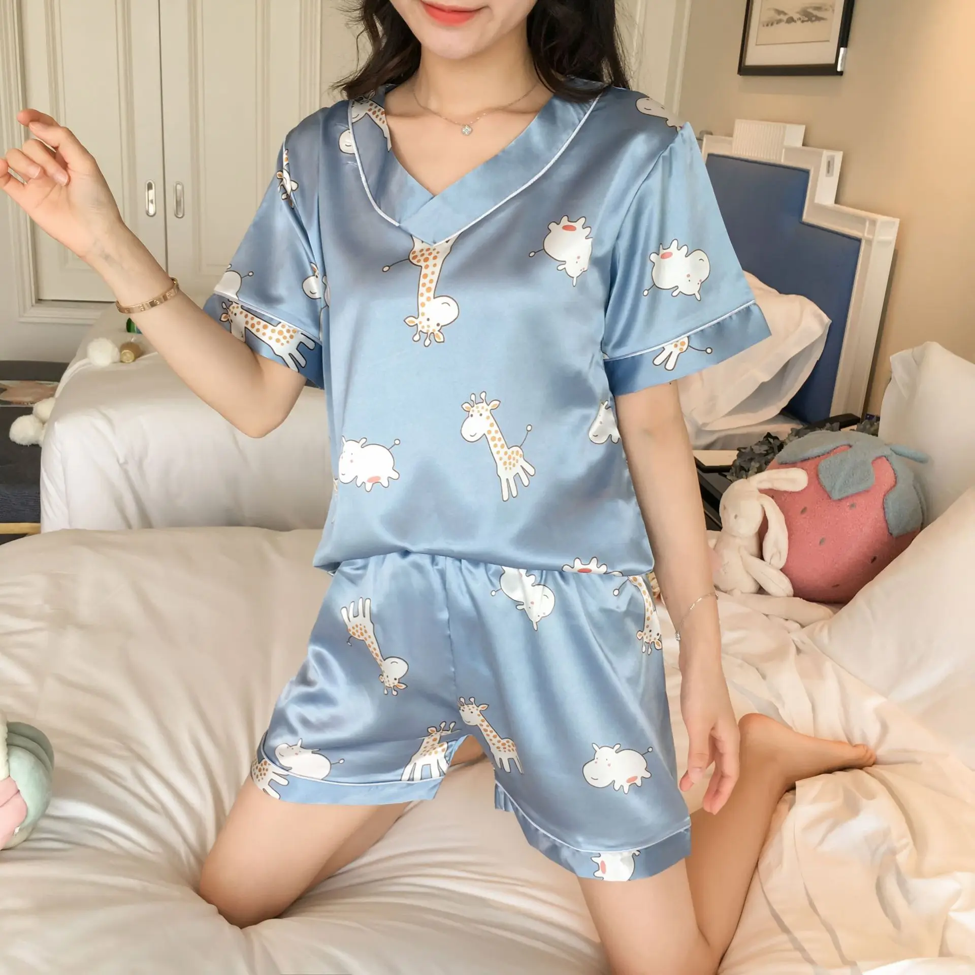 

Today Will Grab Huge Loss None Wechat Business Hot Selling Send Sell Two-Piece Set INS Little Fairy Pajamas Tracksuit