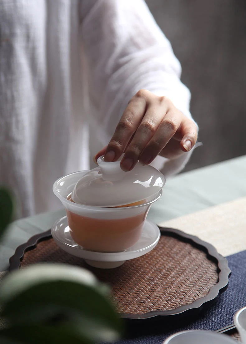 Gaiwan 150 мл керамическая из нефрита и фарфора чайная соусница для тарелки набор крышек мастер пиалы для чая кунг-фу чайная посуда домашняя посуда для напитков кружка для Пуэра украшения