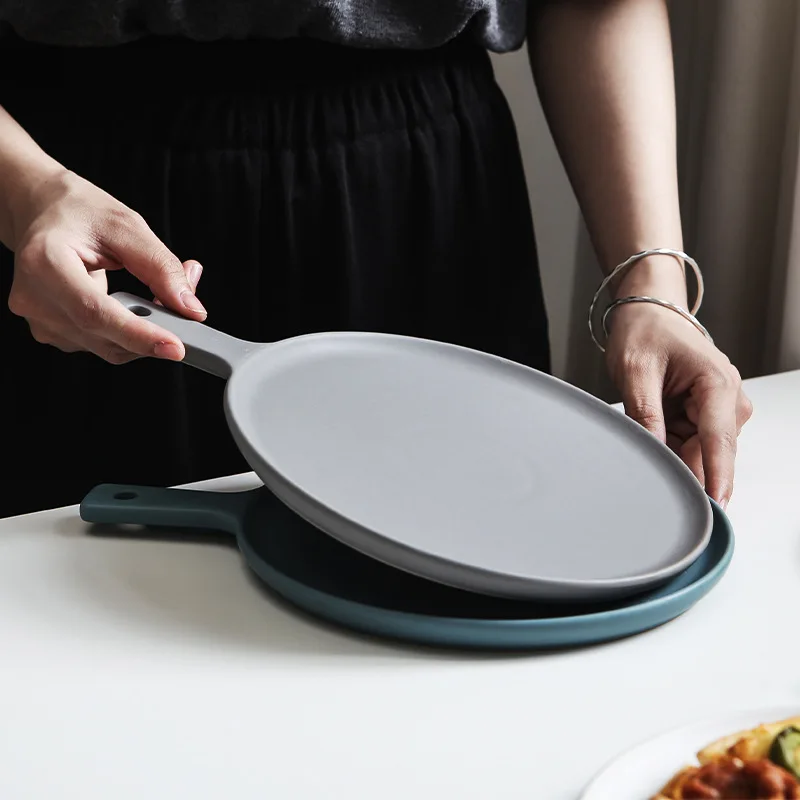 

Nordic Matt single ear disc creative ceramic dish baked rice plate oven baked plate ceramic plate with handle