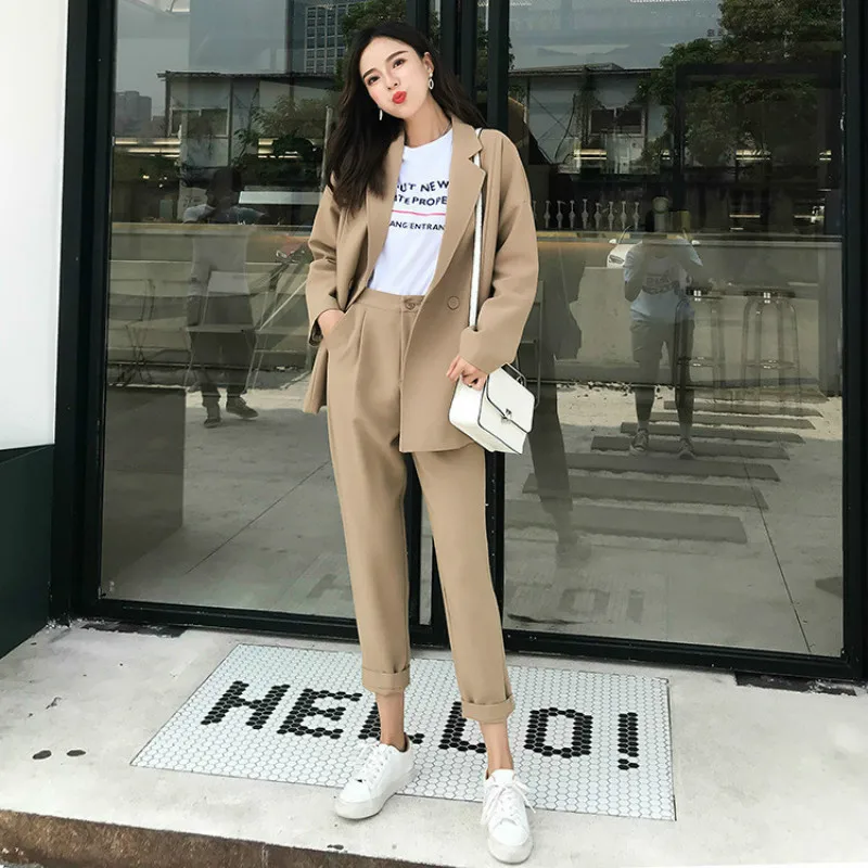 

Fall 2019 New Fashion Simple Suit / Office Suit Two Suits