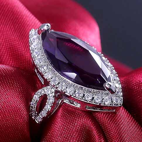 

Huitan Luxury Brilliant Purple Stone Party Rings Vintage Devil Eye Symbol Micro Paved Cocktail Party Rings For Women Hot Selling