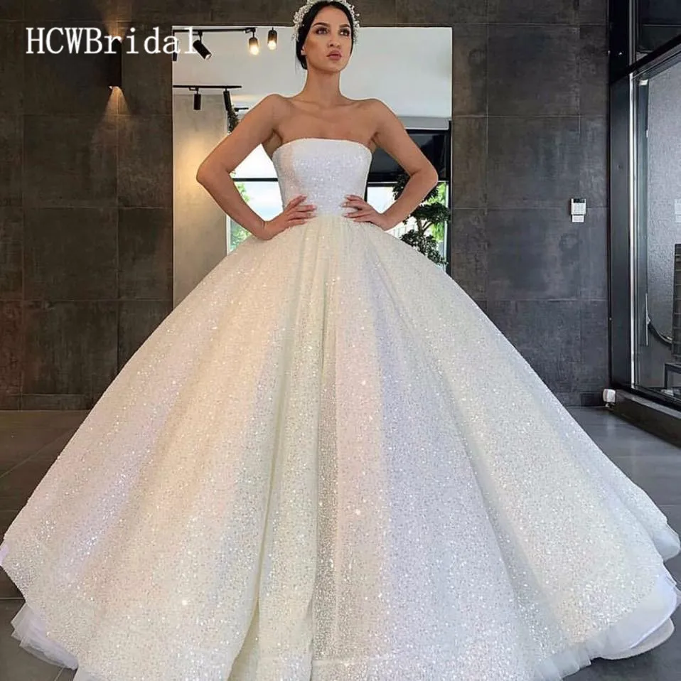 

Sparkly Ivory Ball Gown Strapless Evening Dress Floor Length Sleeveless Charming Long Formal Dresses 2019 High Quality