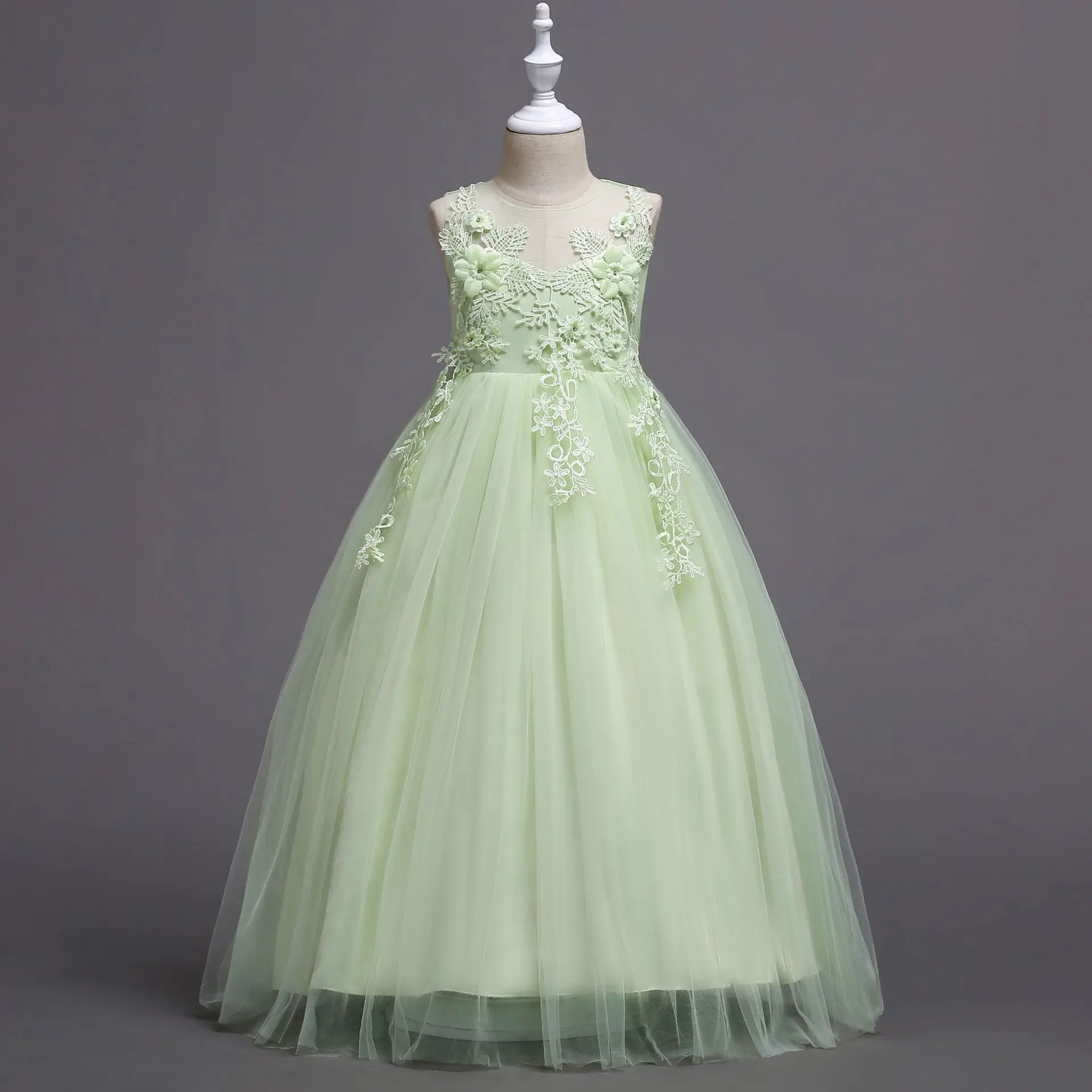 

2019 Big Boy Embroidery Sleeveless Long Mopping Children Princess Dress Girls Performance Wedding Dress