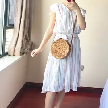 

Women Retro Artistic Rattan Crossbody Bags Female Hand-Made Wicker Bag Round Woven Bag Summer Bohemia Ladies Messenger Straw Bag