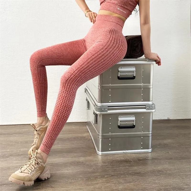 Stretchy Seamless Leggings Yoga Fitness Breathable Sexy Pants Lift Hip Running Training Sport Pants Gym Leggings