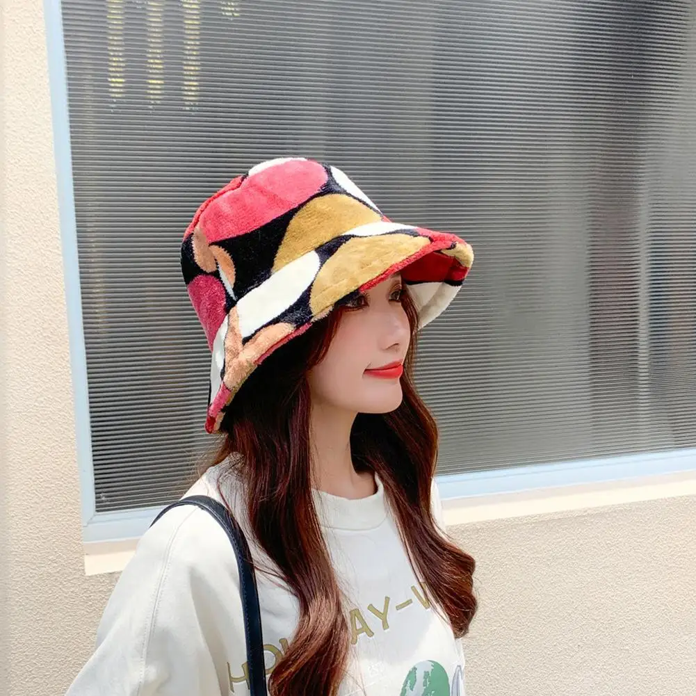 straw bucket hat Lamb Fur Hat New Warmth And Thick Black And Yellow European And American Style Fisherman Hat For Autumn And Winter prada bucket hat womens