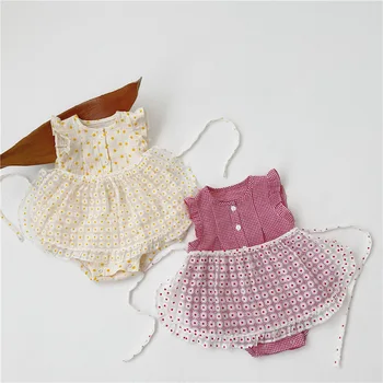 

2020 Baby Summer Plaid Flying Sleeve Jumpsuit Little Daisy Mesh Yarn Apron Two Piece Set