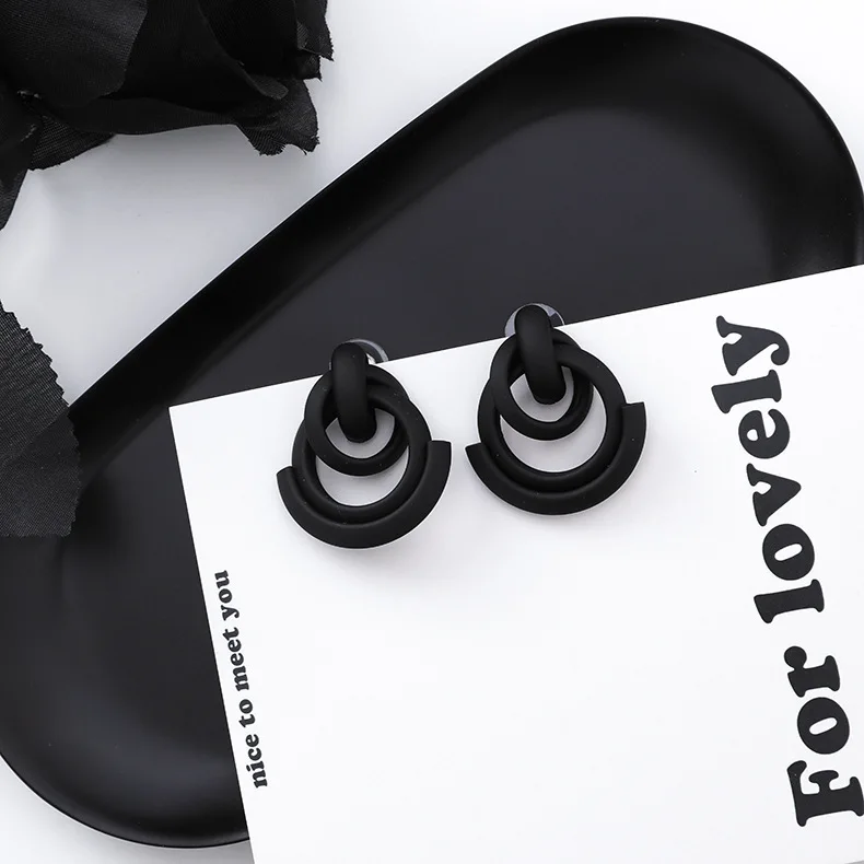 3# Европейская и американская мода преувеличенные черные большие серьги в стиле ретро простые геометрические длинные женские ювелирные изделия с металлическим цветком и бахромой