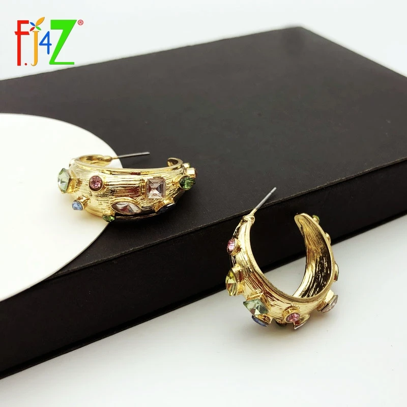

F.J4Z New Women Luxury Faux Stone Hoop Earrings Designer Open C Ear Hoop Wholesale Jewelry X'mas Gifts