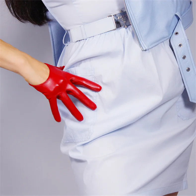 Ultra Short Leather Gloves 13cm Emulation Leather Imitation Sheepskin PU Unlined Female Christmas Red Women Gloves WPU126