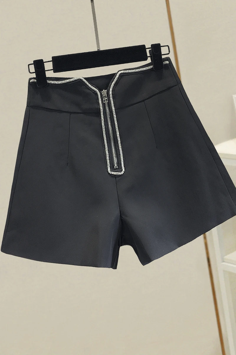 new diamond high waist shorts wide leg black