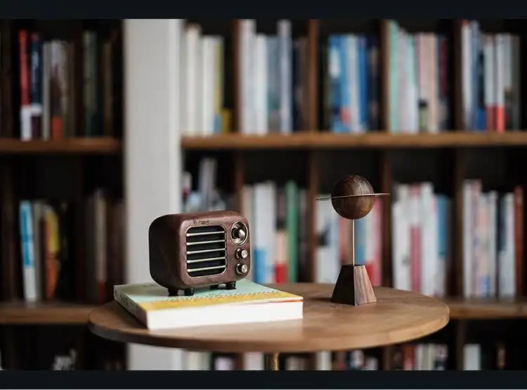 Retro Radio Bluetooth Small Speaker Vintage Radio Portable FM Receiver Old Fashioned Classic Walnut Wooden TFCard&AUX MP3 Player