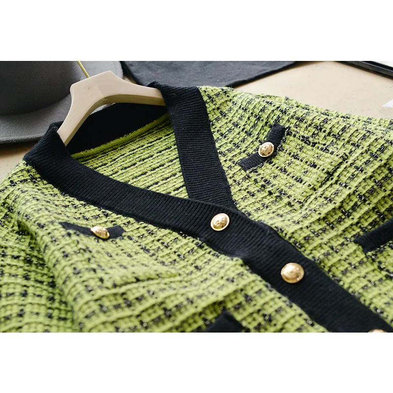 11864842332_718318349