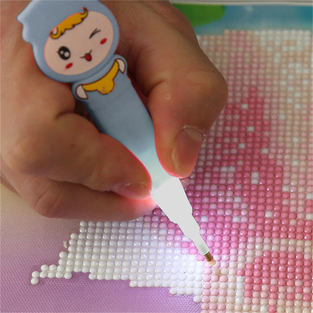 

Painting Pen With LED Light Point drill pen Practical Diamond Embroidery Tool Gift practical