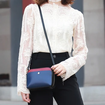 

2020 new Women's bag retro simple fashion leather shoulder messenger bag small square bag small mobile phone bag Girl purse