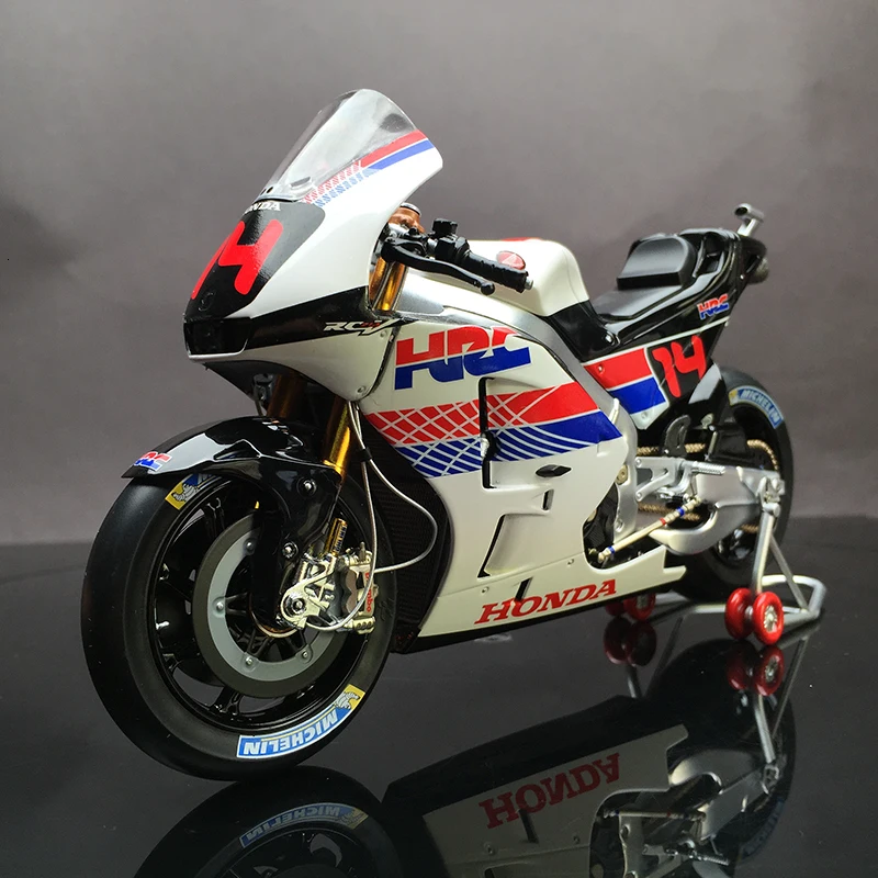 Модель Rc213v гоночного мотоцикла из сплава ABS игрушки для взрослых и детей подарки