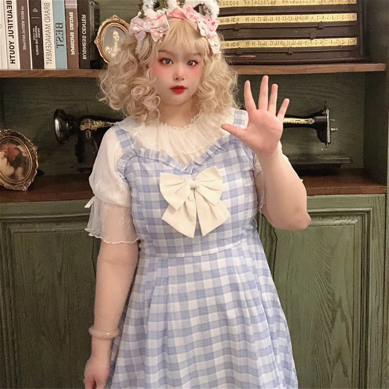 fat girl in sundress