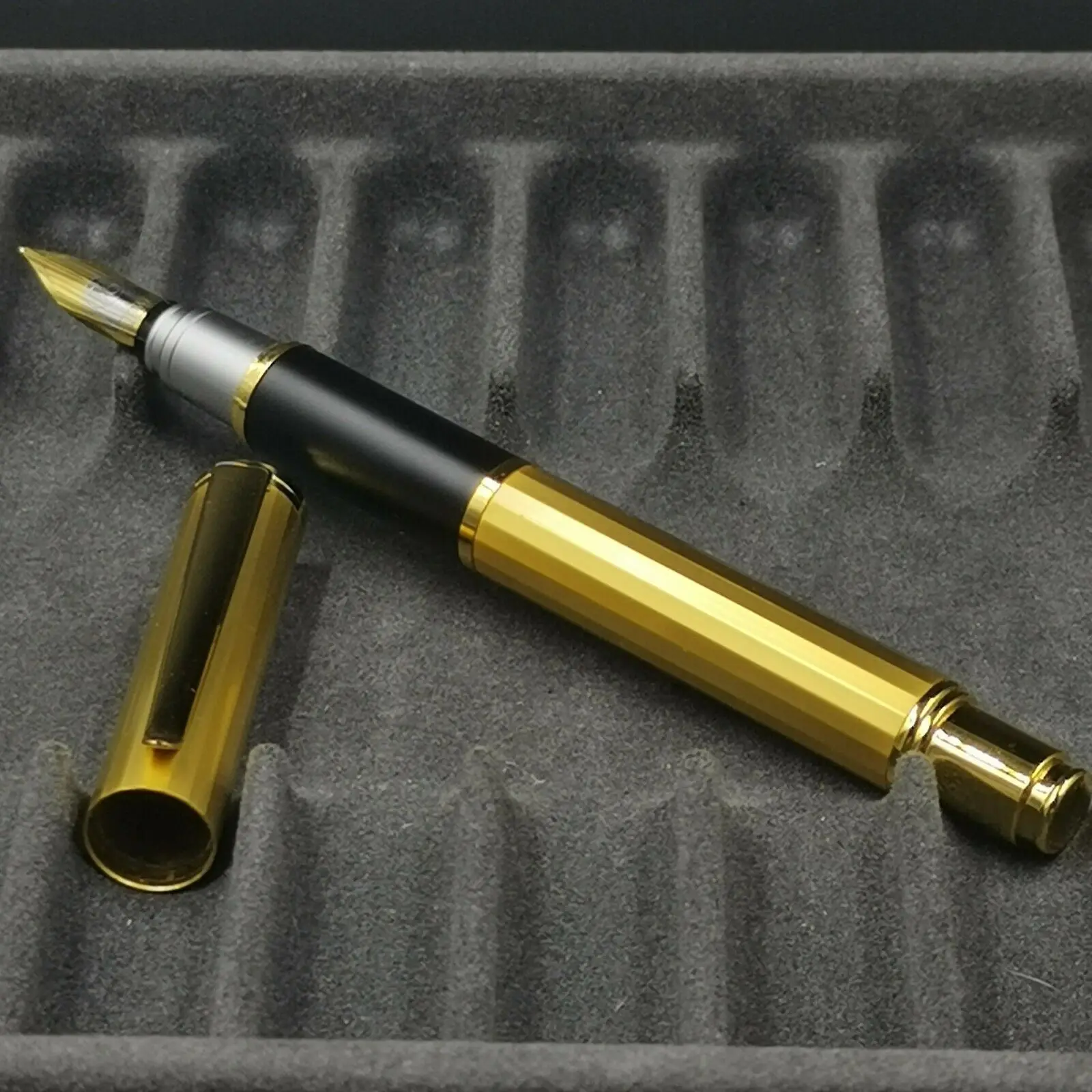 

Old Stock Fuliwen 2003 Fountain Pen Ink Pen Golden Clip Aerometric Filler M Nib Stationery Office school supplies Writing Gift