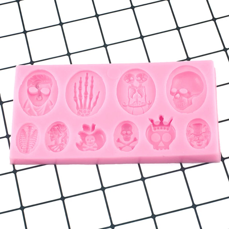 

1 Set Silicone Fondant Halloween Mold Witch Bone Ghost Bat Flexible Halloween Cake Mould Soap Molds Kitchen Decorating Tools