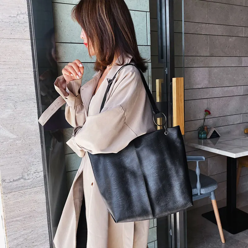 

Winter Soft PU Leather Women's Shoulder Bag Large Capacity Fashion Handbags for Female Trend Solid Color Tote Crossbody Bag