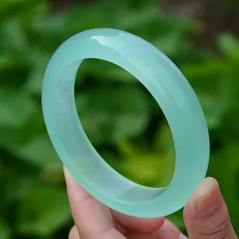 

Natural Quartzite Jade Ice Bracelet Emerald Jade Bangle