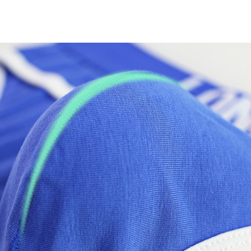 9038973147_1878220745