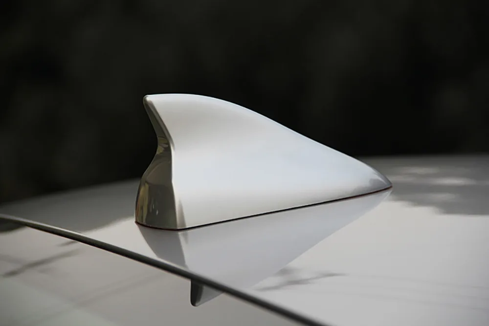 Universal Haifischflossen Antenne Für Auto - FM/AM Antenne Für Honda CR-V Und Andere Modelle