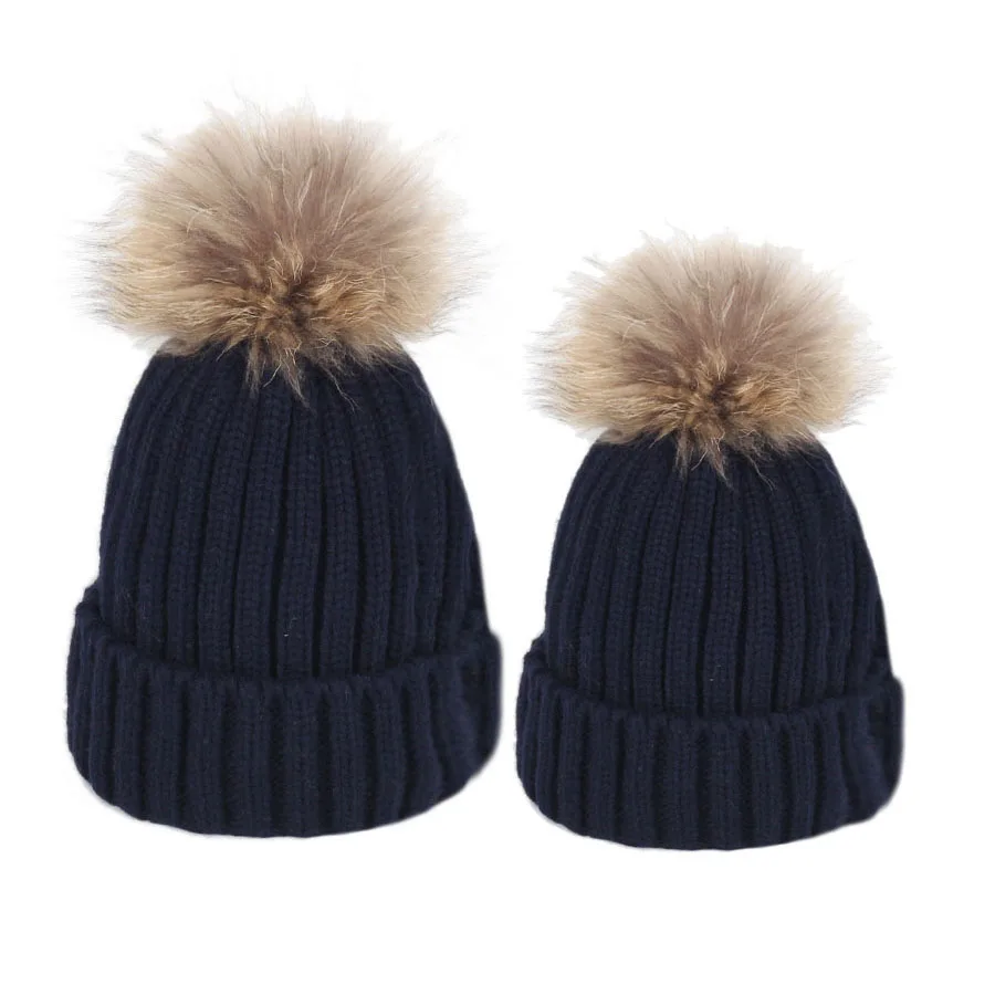 

Mommy and Girls Boys Pompom Hat Set Mother and Children Hat Winter Knitted Mom and Baby Son Matching Hats
