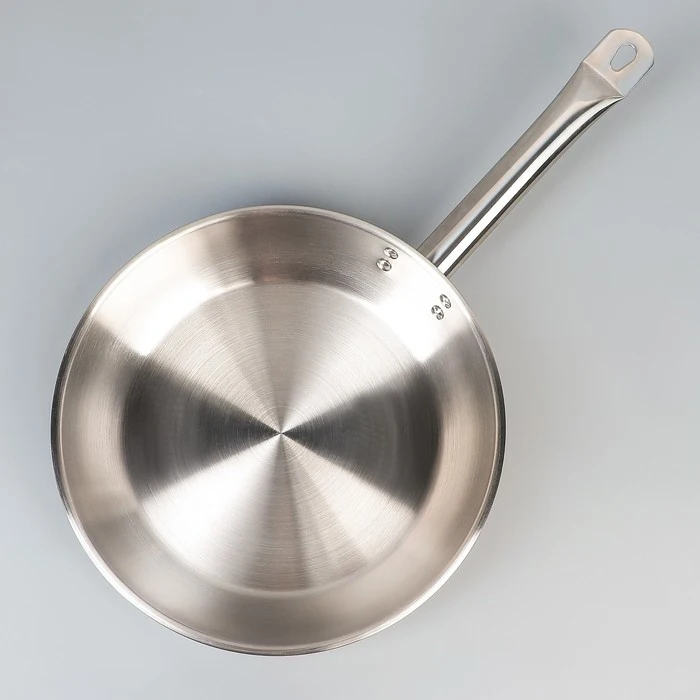  Frying pan 