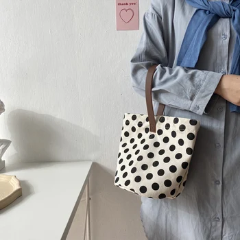 

South Korea to carry a small cloth bag to work with rice to carry a lunch box bag simple joker will be when the bag Ins wave dot