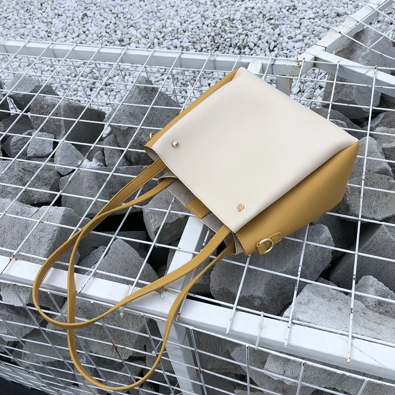 

2019 New Student Large Capacity Single Shoulder Leisure Women's Bag