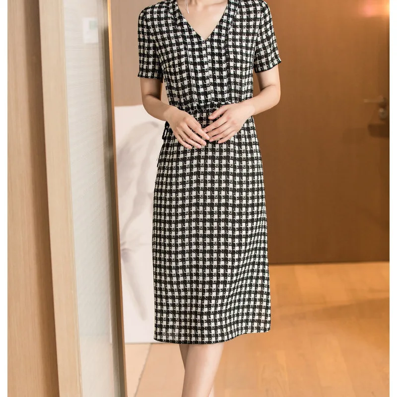 

2019 Summer New Style Very Fairy of France Non-mainstream Lace-up Waist Hugging Plaid V-neck Imitated Silk Fabric Dress Women's