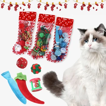 

Pet Cat Toy Christmas Mouse Stocking with Small Toys Set Chewing Toys Catnip Ball Teaser Kitten Mini Toys for Cats Jouet Chat