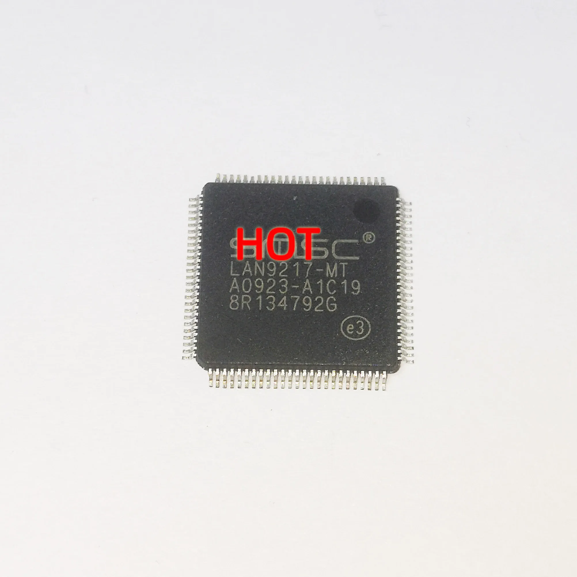 

1 шт. в партии LAN9217-MT QFP100 100% Новый оригинальный