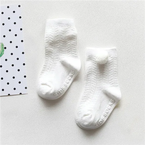 Детские носки для девочек, высокое качество, одноцветные, простые, стильные, нескользящие носки средней длины для новорожденных, детские, хлопковые носки без костей для девочек - Цвет: White