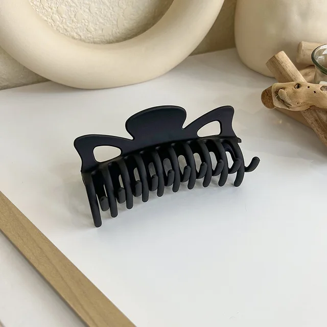 1pcs Korean Coffee Black Large Hair Claws Acrylic Hairpins Barrette Crab Hair Clips Headwear for Women Girls Hair Accessories bridal hair clip Hair Accessories