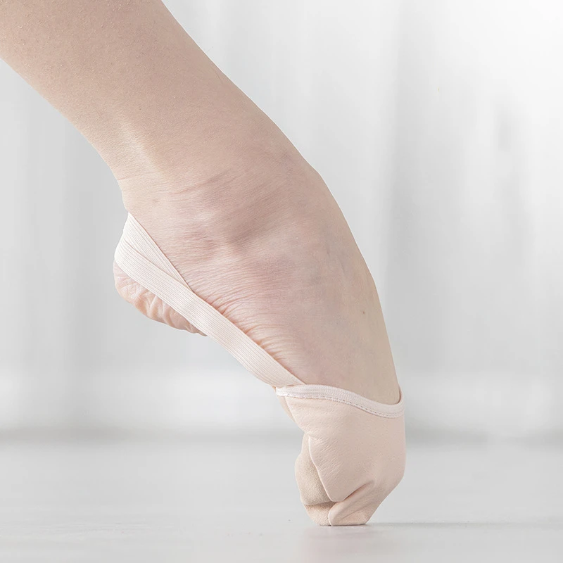 Half Length Rhythmic Gymnastics Shoes Soft Socks Ballroom Art Gym Accessories Gimnasia Elastic Dance Shoes Gymnastics Equipment gymnastics dance shoes gymnastics dance accessories