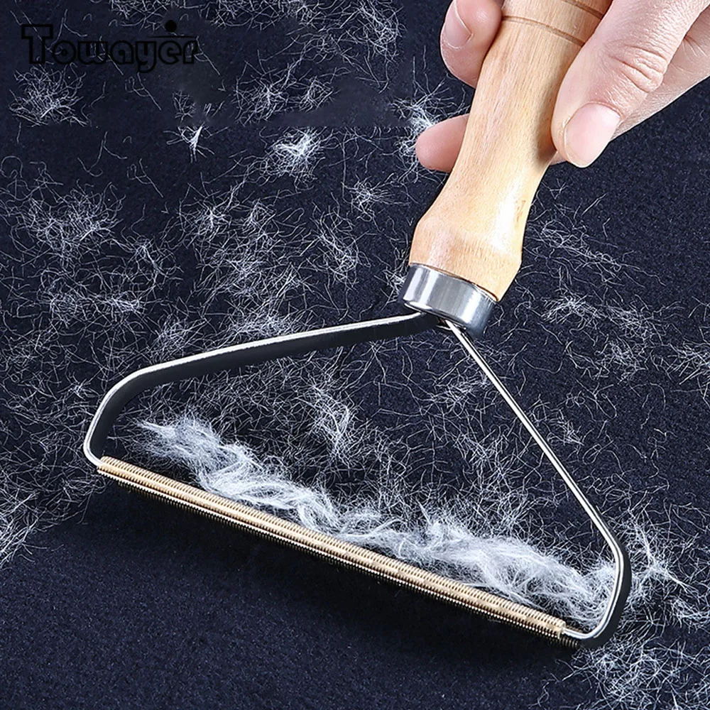 Скребок для чистки ковров от шерсти животных. Скребок для катышков. Скребок от шерсти животных. Скребок от шерсти животных. Чистка мебели от шерсти.