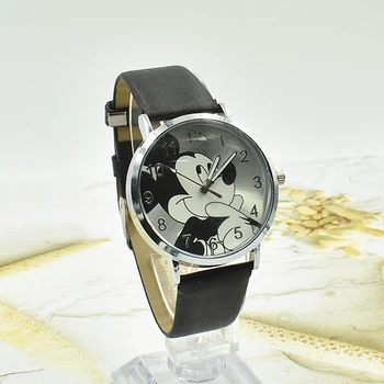 

2019New pattern Cute Cartoon Quartz Watches Children's Leather Watches Women's Watches Mickey Watches Boys and Girls Student
