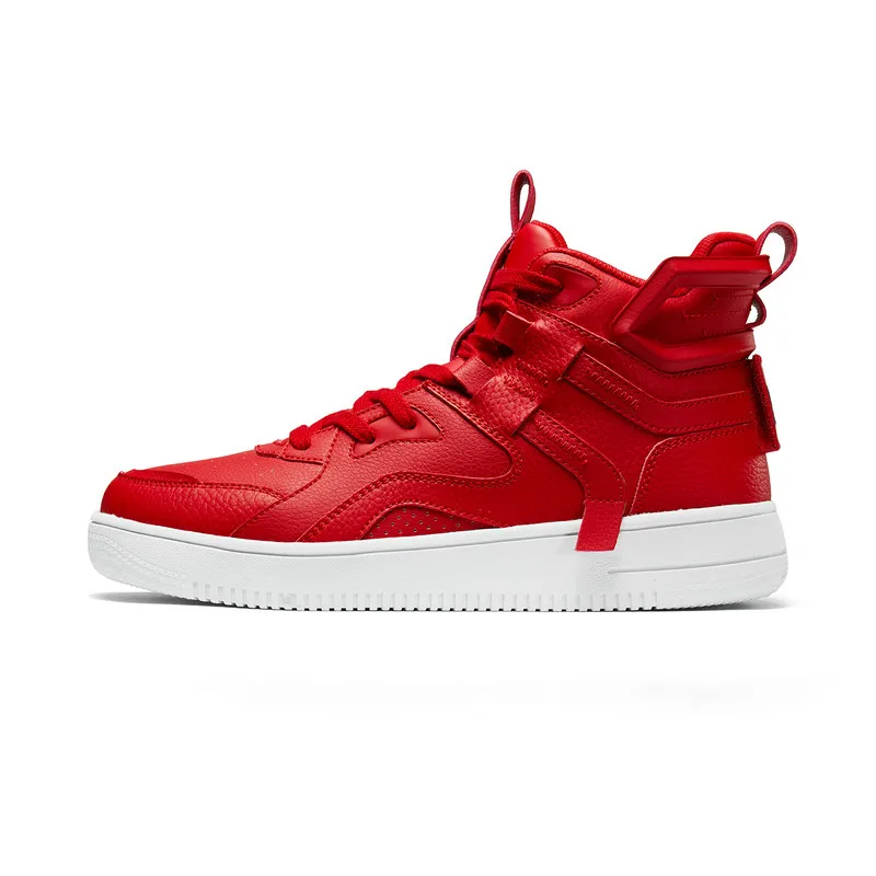 Xtep Men's Solid Color High-top Skateboarding Shoe Outdoor Sport Sneakers Men Waterproof Lace-up Male Leather Shoes 881319319123 - Цвет: red