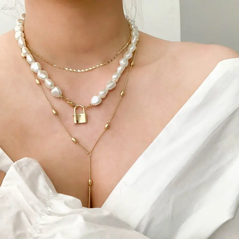 

AOMU Korea Multi Layer Metal Lock Necklace Jewelry Luxury Design Imitation Pearls Choker Necklace Women Metal Necklace