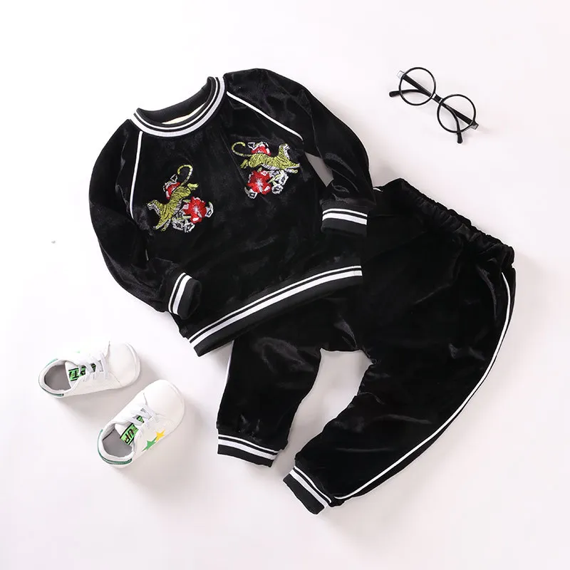 //cbu01.alicdn.com/img/ibank/2018/970/360/9449063079_517925082.jpg